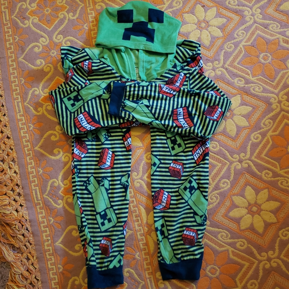 Minecraft Creeper onesie pajamas